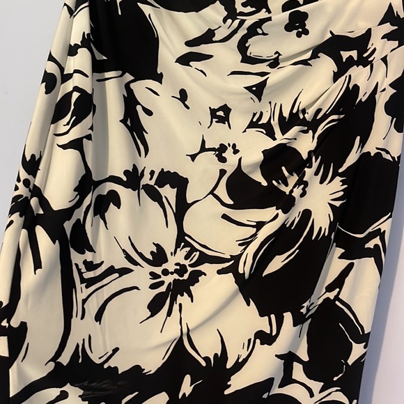 Anne Klein, maxi dress, size 4 - Picture 4 of 4